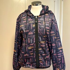 Chanel winsbrayker hooded zip front jacket